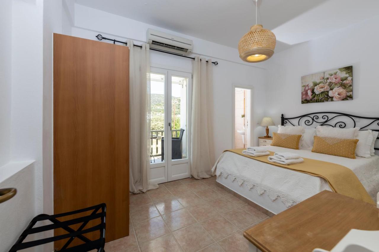 Pension Moschoula Platis Gialos  외부 사진